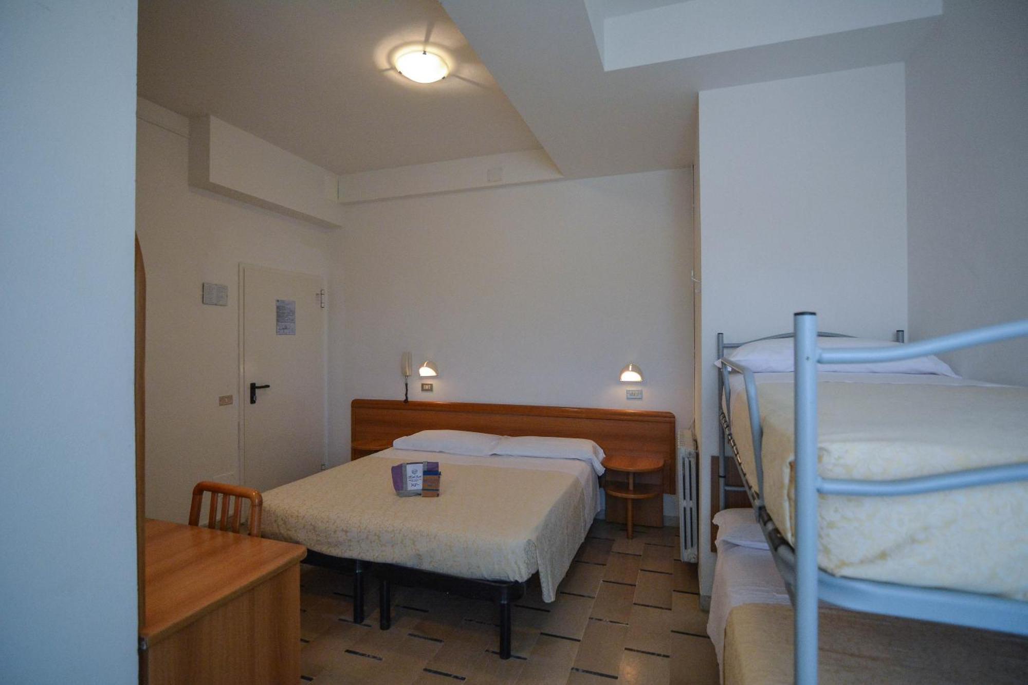 Hotel Zani Cervia Exterior photo