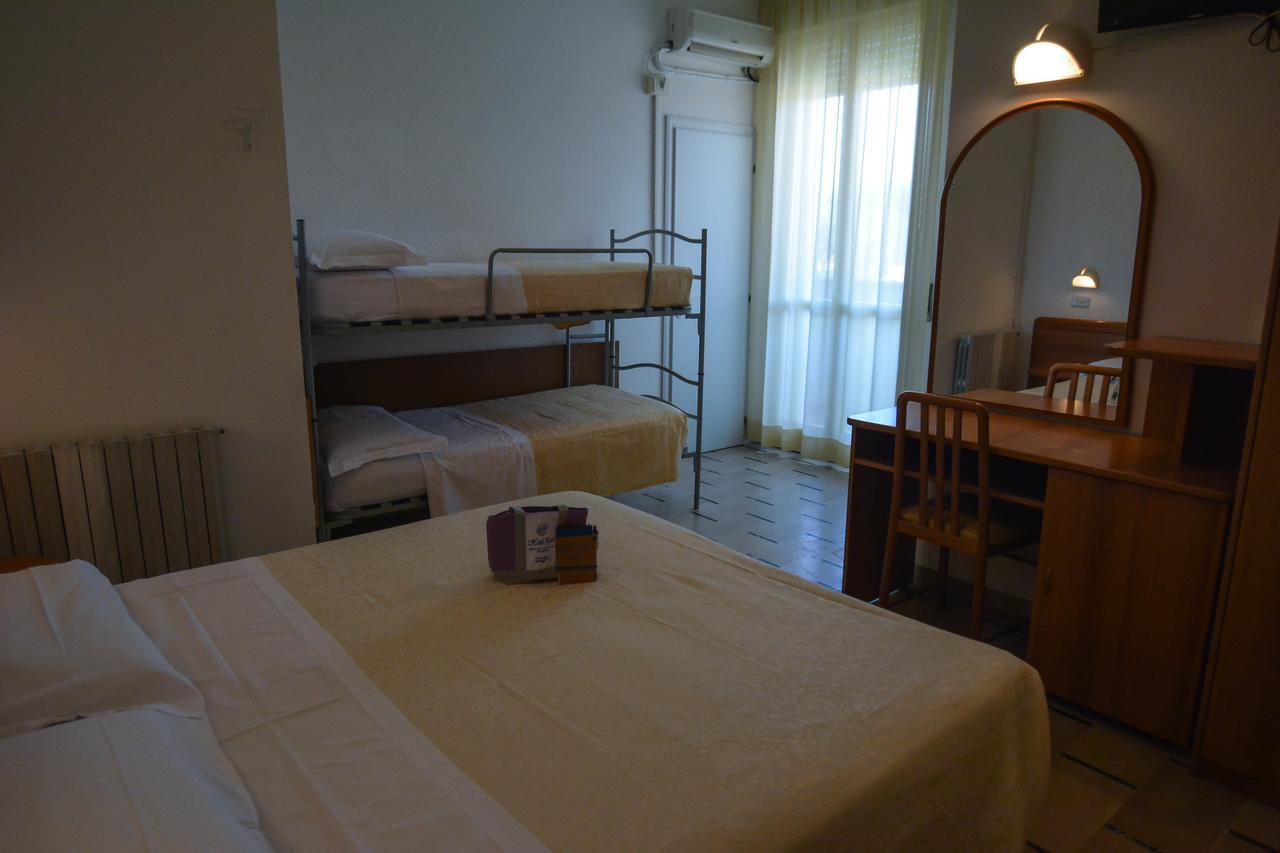 Hotel Zani Cervia Exterior photo