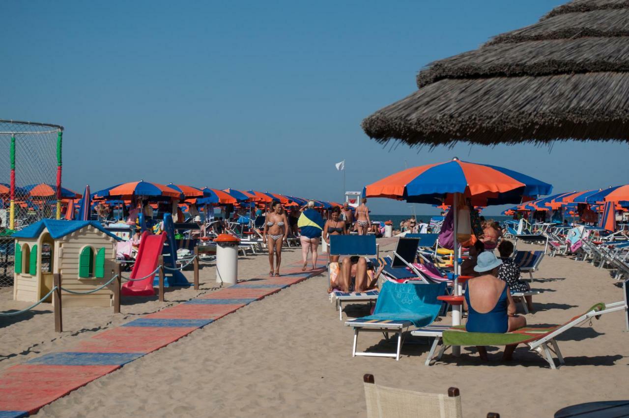 Hotel Zani Cervia Exterior photo